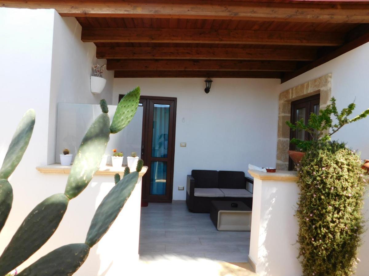 Villa Raggio Di Sole Parcheggio Privato Porto Cesareo Eksteriør billede
