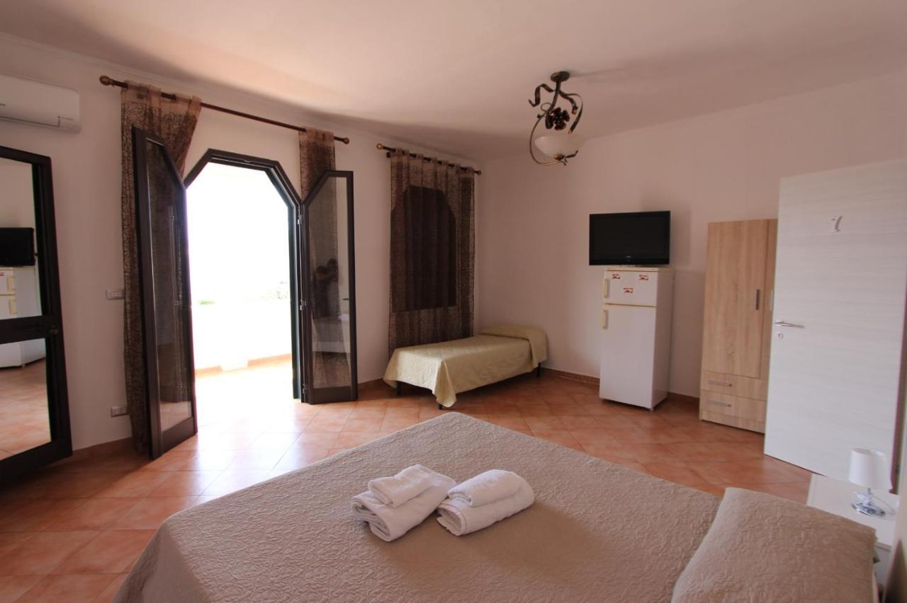 Villa Raggio Di Sole Parcheggio Privato Porto Cesareo Eksteriør billede