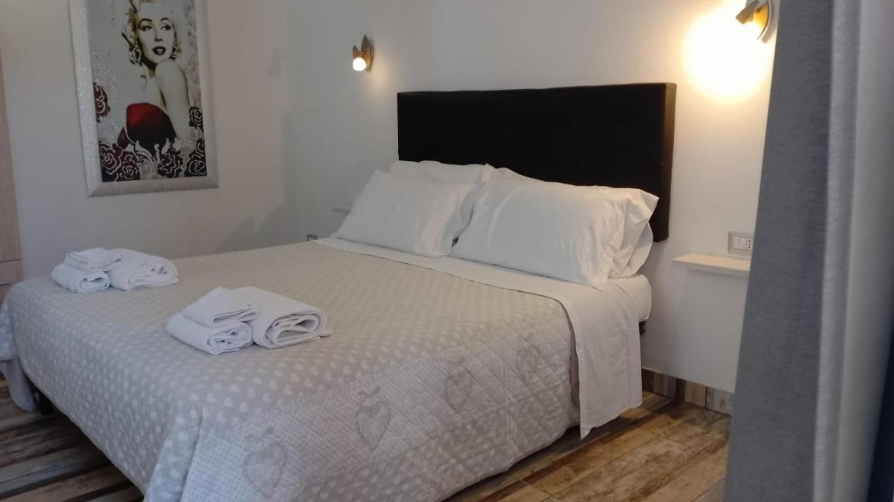 Villa Raggio Di Sole Parcheggio Privato Porto Cesareo Eksteriør billede