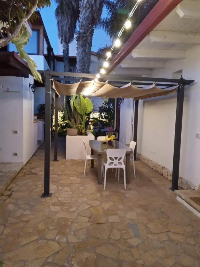 Villa Raggio Di Sole Parcheggio Privato Porto Cesareo Eksteriør billede