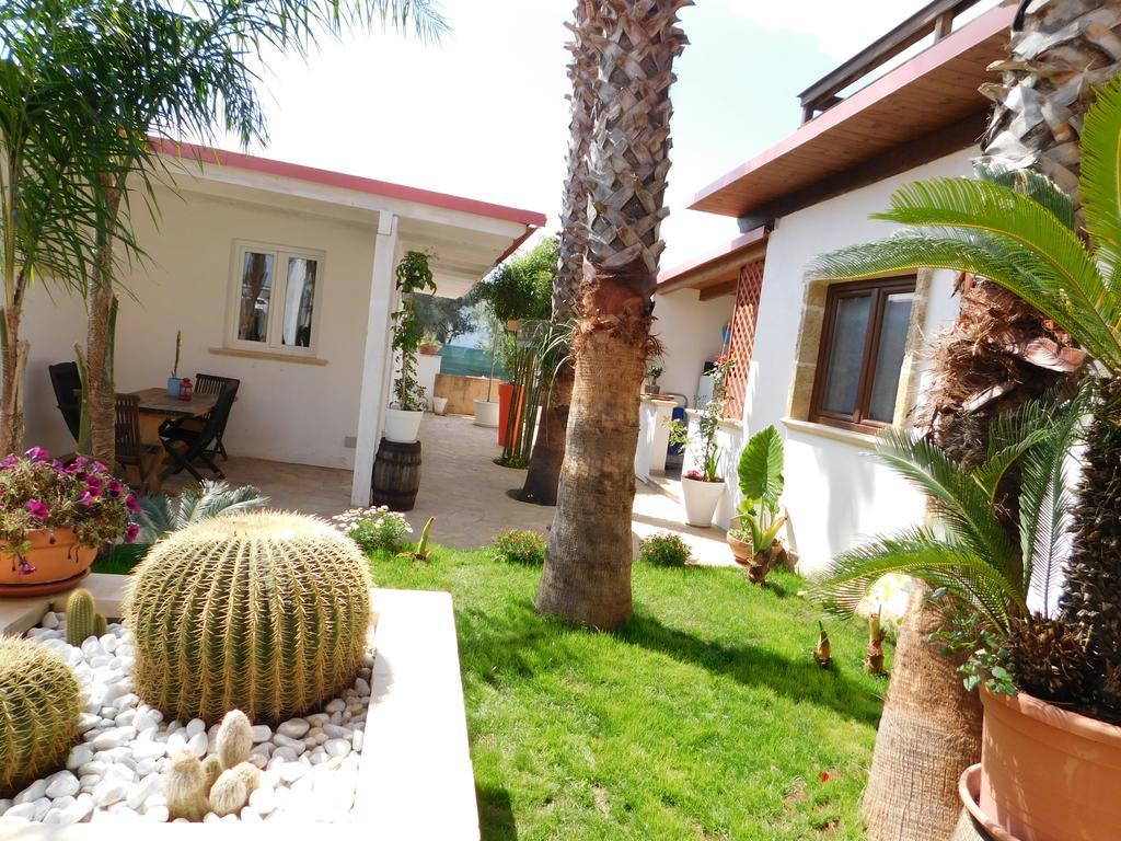 Villa Raggio Di Sole Parcheggio Privato Porto Cesareo Eksteriør billede