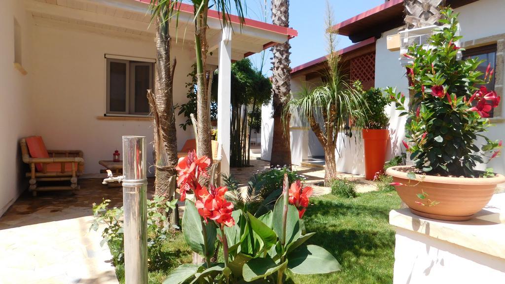 Villa Raggio Di Sole Parcheggio Privato Porto Cesareo Eksteriør billede