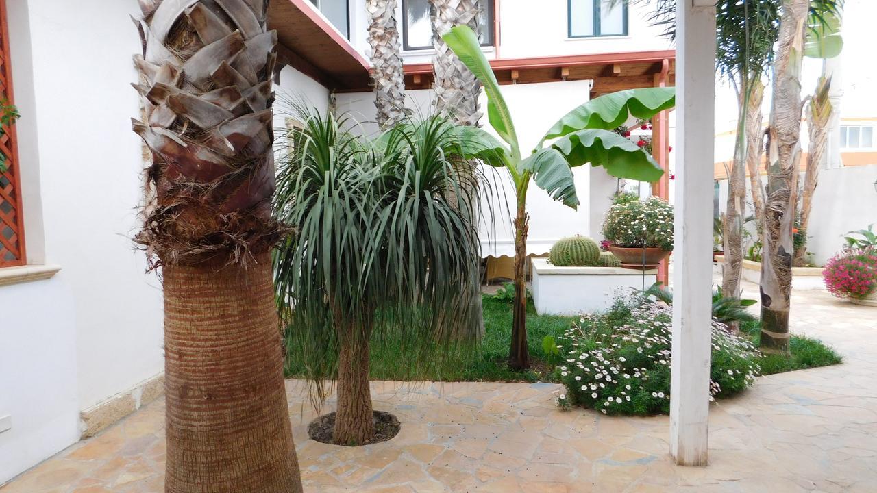 Villa Raggio Di Sole Parcheggio Privato Porto Cesareo Eksteriør billede